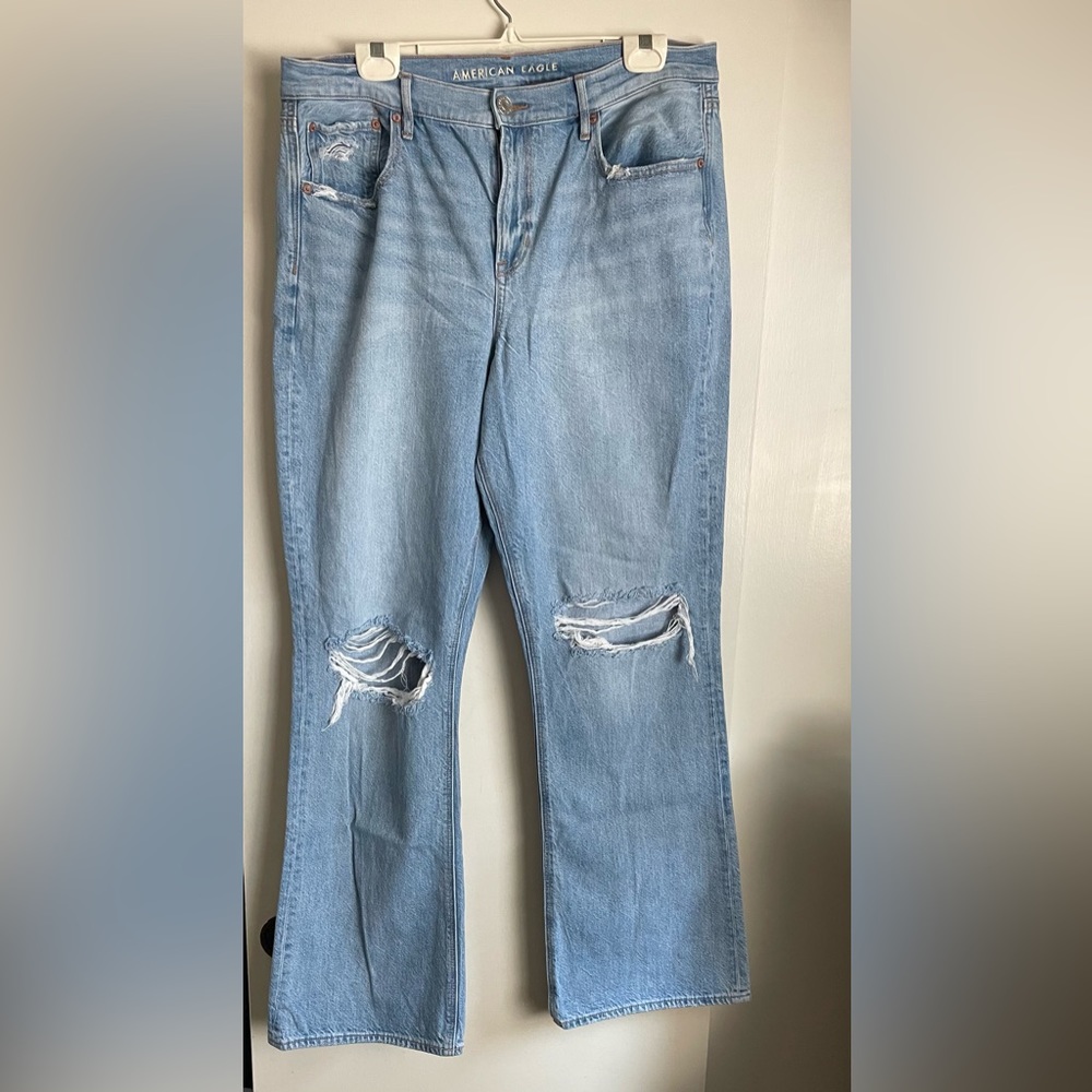 American Eagle 90’s Bootcut Jeans